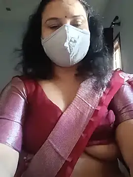 Snapshot of Tamil_Sivani chatting on July 9, 2026, 3:32 am Tamil Sivani online show from July 9, 2026, 3:32 am