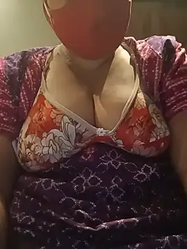 Snapshot of Tamil_Sivani chatting on July 27, 2026, 4:58 pm Tamil Sivani online show from July 27, 2026, 4:58 pm