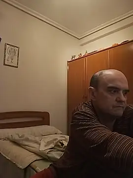 Snapshot of geli45 chatting on March 9, 2026, 10:25 pm geli45 online show from March 9, 2026, 10:25 pm