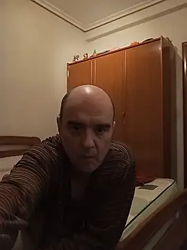 Snapshot of geli45 chatting on March 15, 2026, 10:27 pm geli45 online show from March 15, 2026, 10:27 pm