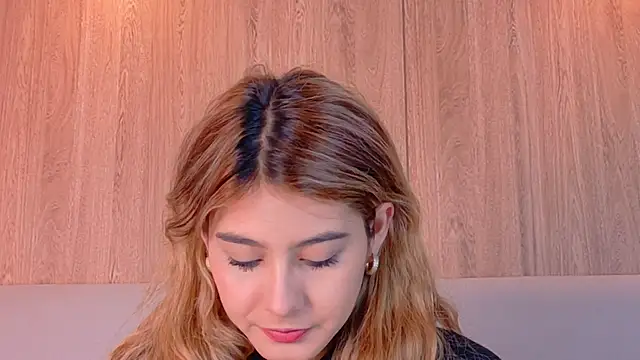 ZoehAngel online show from July 21, 2026, 11:23 am