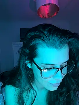 AlitaNova online show from October 5, 2025, 9:56 pm