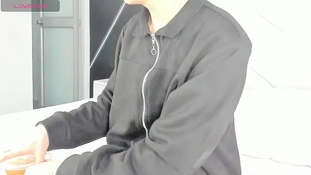 Snapshot of AerumChae chatting on May 23, 2026, 12:31 pm AerumChae online show from May 23, 2026, 12:31 pm