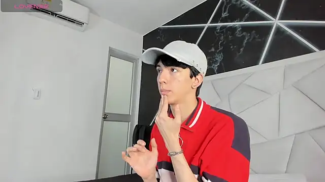Snapshot of AerumChae chatting on June 2, 2026, 12:07 pm AerumChae online show from June 2, 2026, 12:07 pm
