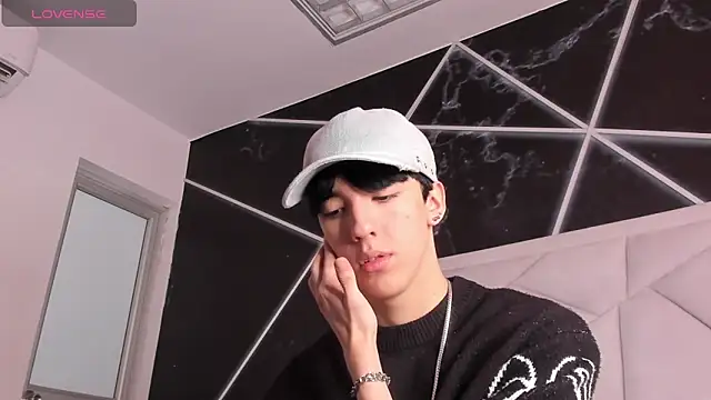 Snapshot of AerumChae chatting on June 3, 2026, 1:14 pm AerumChae online show from June 3, 2026, 1:14 pm