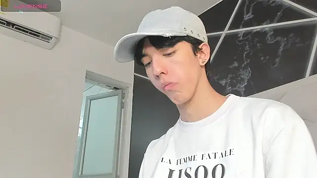 Snapshot of AerumChae chatting on June 26, 2026, 12:09 pm AerumChae online show from June 26, 2026, 12:09 pm