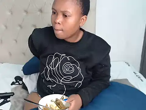 Lolly Ramochele online show from March 3, 2026, 4:24 pm