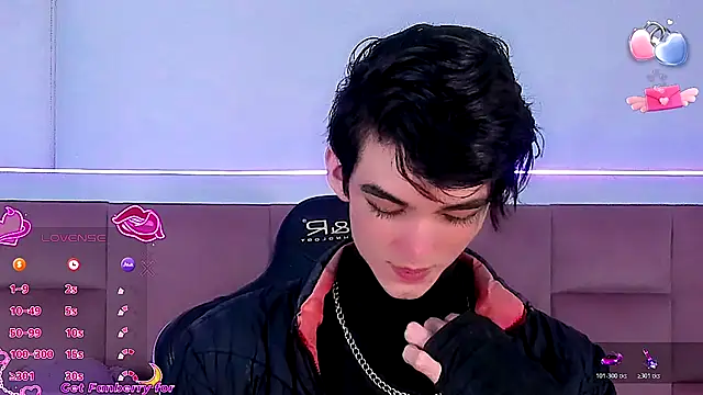 Baby FenixTS online show from December 15, 2025, 7:01 am