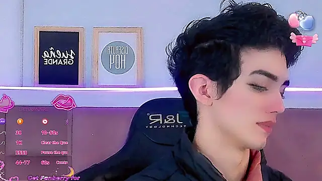 Baby FenixTS online show from January 7, 2026, 9:45 am