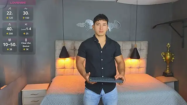 Snapshot of Horny_nick18 chatting on September 24, 2025, 10:18 am Horny nick18 online show from September 24, 2025, 10:18 am