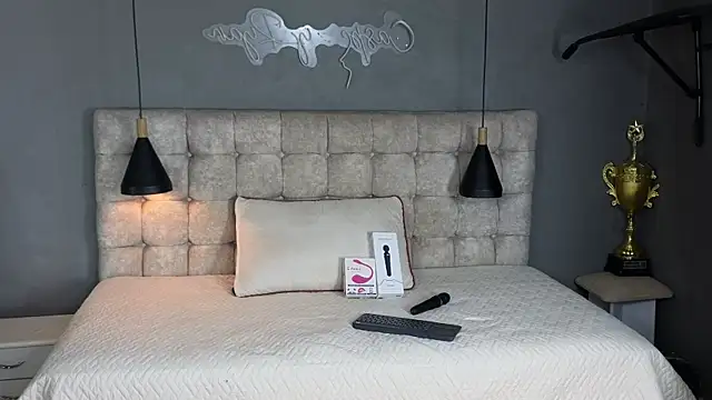 Snapshot of Horny_nick18 chatting on November 8, 2025, 11:21 am Horny nick18 online show from November 8, 2025, 11:21 am