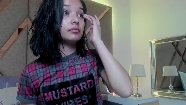 Snapshot of BelhaLawuo chatting on September 8, 2025, 8:19 pm BelhaLawuo online show from September 8, 2025, 8:19 pm