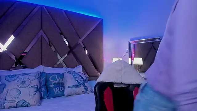 Snapshot of BelhaLawuo chatting on October 2, 2025, 8:05 pm BelhaLawuo online show from October 2, 2025, 8:05 pm