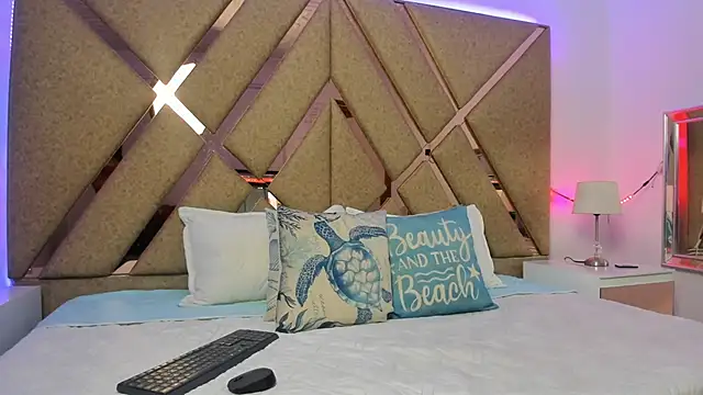 Snapshot of BelhaLawuo chatting on November 26, 2025, 4:30 pm BelhaLawuo online show from November 26, 2025, 4:30 pm