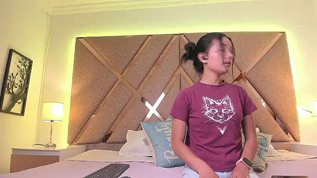 Snapshot of BelhaLawuo chatting on February 27, 2026, 7:58 pm BelhaLawuo online show from February 27, 2026, 7:58 pm