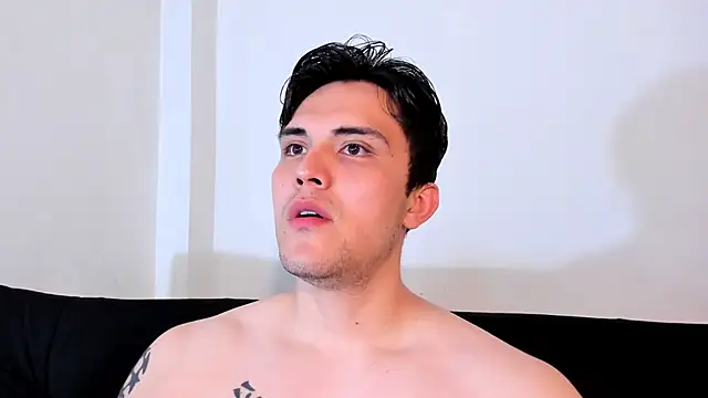 jasonxd9898 online show from December 17, 2025, 1:00 am