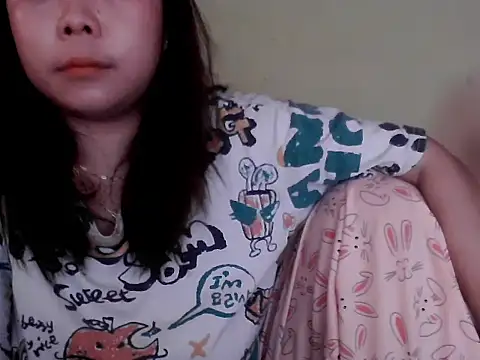 mimi15 online show from April 28, 2026, 7:57 am
