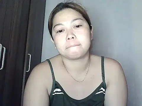Snapshot of mimi15 chatting on July 19, 2026, 11:30 pm mimi15 online show from July 19, 2026, 11:30 pm