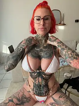 CatCoxx online show from April 26, 2026, 5:38 am