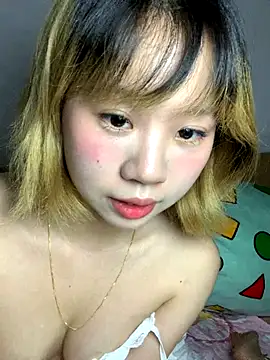 zhaomosheng125216 online show from October 19, 2025, 10:10 pm