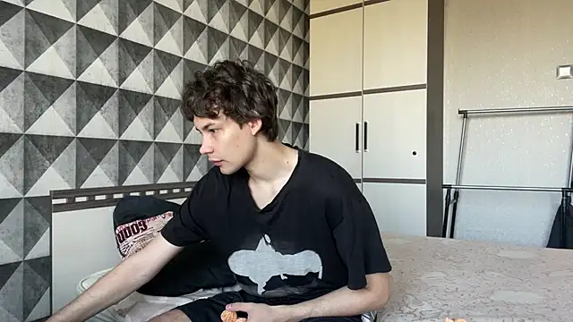 Snapshot of merycouple chatting on February 12, 2026, 2:17 am merycouple online show from February 12, 2026, 2:17 am