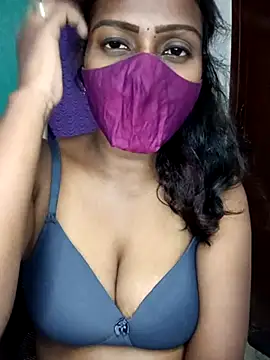 Tamil kavinila online show from October 24, 2025, 4:03 pm