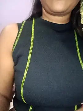 Tamil kavinila online show from May 1, 2026, 5:28 pm