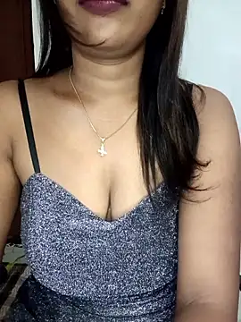 Snapshot of Tamil_kavinila chatting on May 6, 2026, 4:30 am Tamil kavinila online show from May 6, 2026, 4:30 am