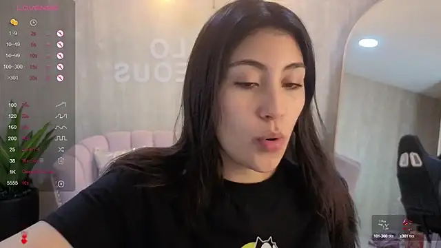 Snapshot of Zoe_Blaze_A chatting on October 2, 2025, 12:01 pm Zoe Blaze A online show from October 2, 2025, 12:01 pm