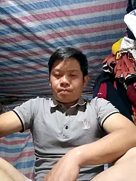 DungLuongg online show from March 26, 2026, 2:11 pm