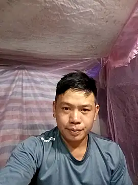 DungLuongg online show from April 9, 2026, 2:00 pm