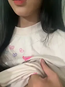 Snapshot of Desi_sara chatting on September 28, 2025, 2:33 pm Desi sara online show from September 28, 2025, 2:33 pm