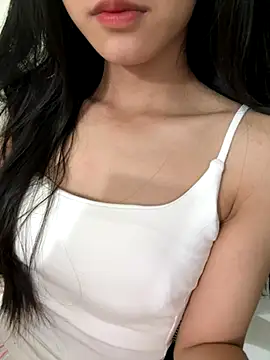 Snapshot of Desi_sara chatting on October 26, 2025, 3:34 am Desi sara online show from October 26, 2025, 3:34 am