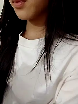 Snapshot of Desi_sara chatting on November 5, 2025, 2:17 pm Desi sara online show from November 5, 2025, 2:17 pm