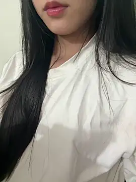 Snapshot of Desi_sara chatting on November 11, 2025, 2:39 pm Desi sara online show from November 11, 2025, 2:39 pm