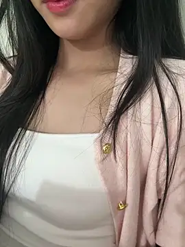 Snapshot of Desi_sara chatting on December 3, 2025, 9:40 am Desi sara online show from December 3, 2025, 9:40 am