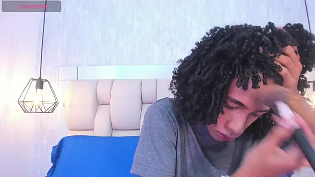 Johan gz  online show from March 3, 2026, 11:38 am