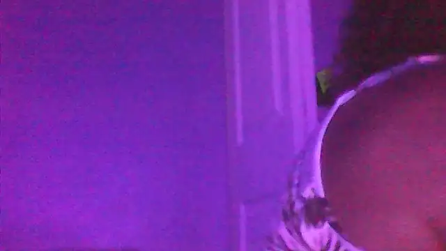 Snapshot of sarahkat86 chatting on October 15, 2025, 3:50 am sarahkat86 online show from October 15, 2025, 3:50 am