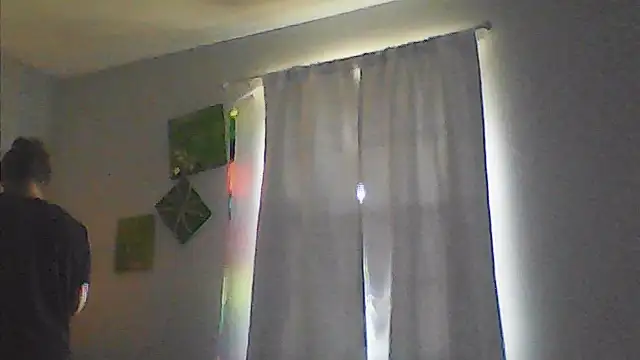 sarahkat86 online show from April 28, 2026, 10:59 pm