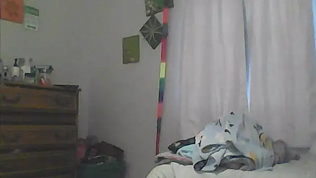 sarahkat86 online show from May 2, 2026, 9:09 pm