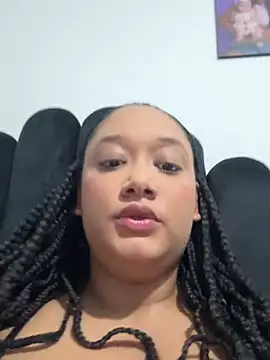 AriaBelle online show from May 19, 2026, 11:55 pm