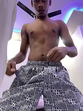 Snapshot of Lustking2406 chatting on September 23, 2025, 9:01 am Lustking2406 online show from September 23, 2025, 9:01 am