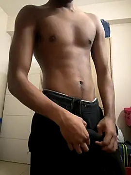 Snapshot of Lustking2406 chatting on November 21, 2025, 4:27 pm Lustking2406 online show from November 21, 2025, 4:27 pm