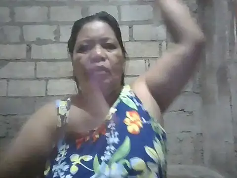 Snapshot of xxbernxxx chatting on October 29, 2025, 12:24 am xxbernxxx online show from October 29, 2025, 12:24 am