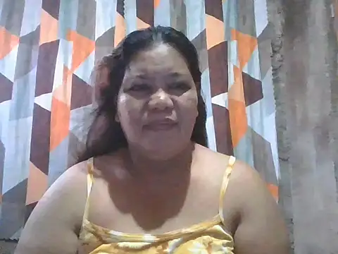 Snapshot of xxbernxxx chatting on May 12, 2026, 4:31 am xxbernxxx online show from May 12, 2026, 4:31 am