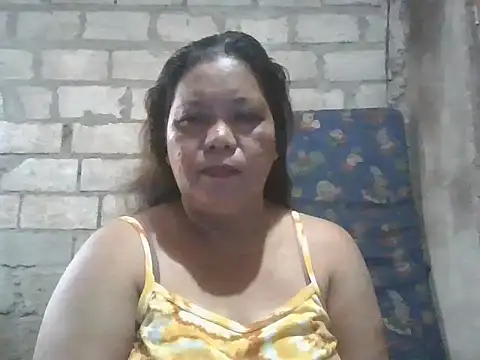 Snapshot of xxbernxxx chatting on July 8, 2026, 7:35 am xxbernxxx online show from July 8, 2026, 7:35 am