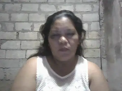 Snapshot of xxbernxxx chatting on July 22, 2026, 2:42 pm xxbernxxx online show from July 22, 2026, 2:42 pm