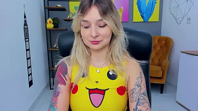 LilFleurish online show from February 19, 2026, 5:36 am