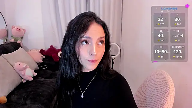 Snapshot of sarah_saenz_ chatting on July 30, 2026, 8:13 am sarah saenz online show from July 30, 2026, 8:13 am
