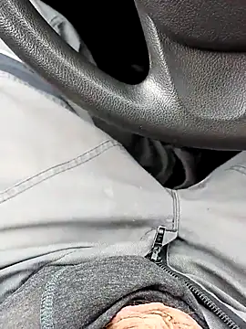 Snapshot of Micki2 chatting on November 21, 2025, 12:26 pm Micki2 online show from November 21, 2025, 12:26 pm